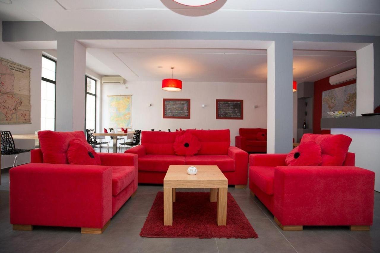 Hotel Rimini Tirana Bagian luar foto