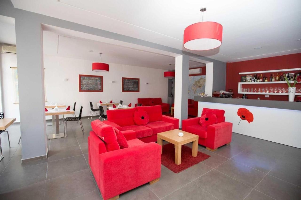 Hotel Rimini Tirana Bagian luar foto