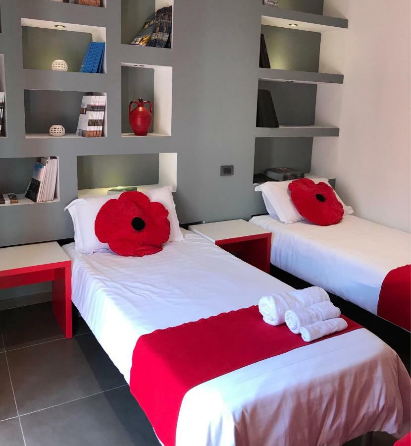 Hotel Rimini Tirana Bagian luar foto