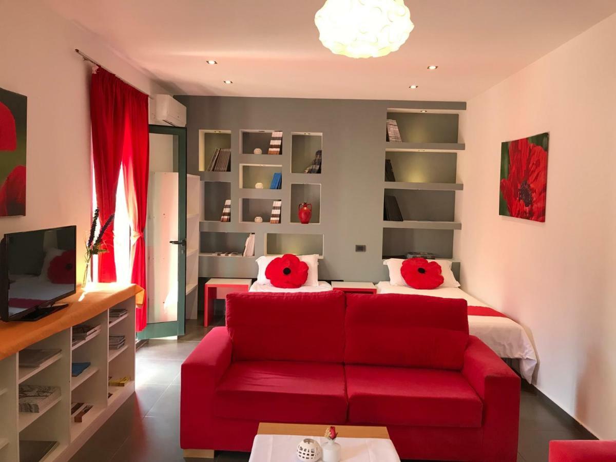 Hotel Rimini Tirana Bagian luar foto